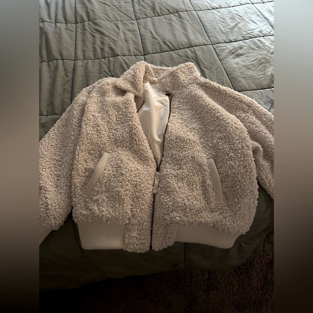 Universal Thread Zip Up Fuzzy Jacket Women’s L